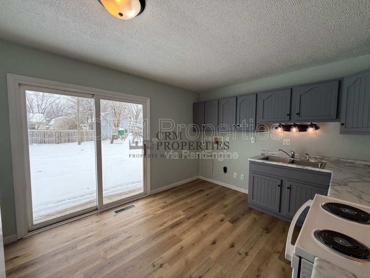 800 Maumee Dr - Photo 7 of 21