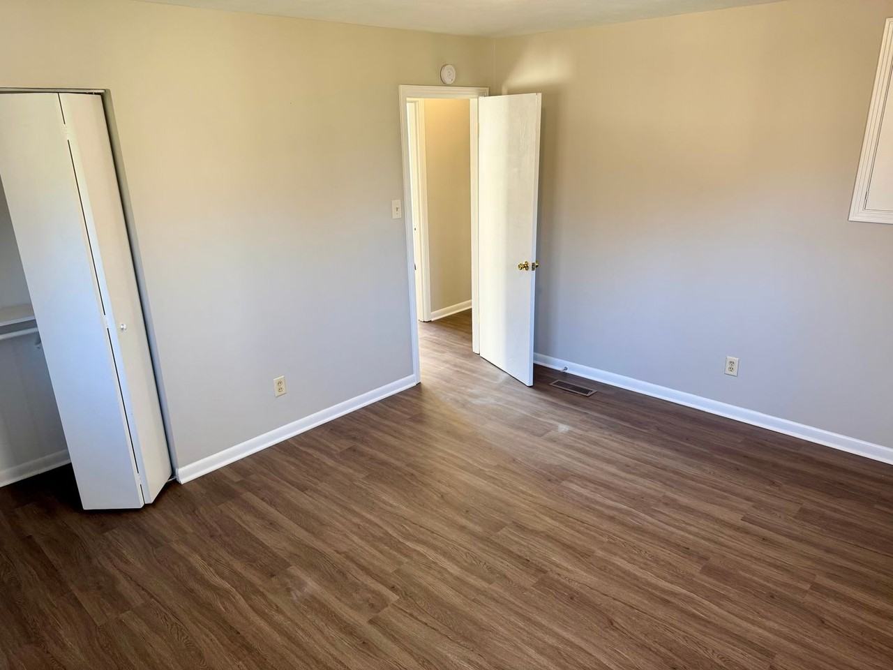 1268 Staunton Dr - Photo 5 of 11