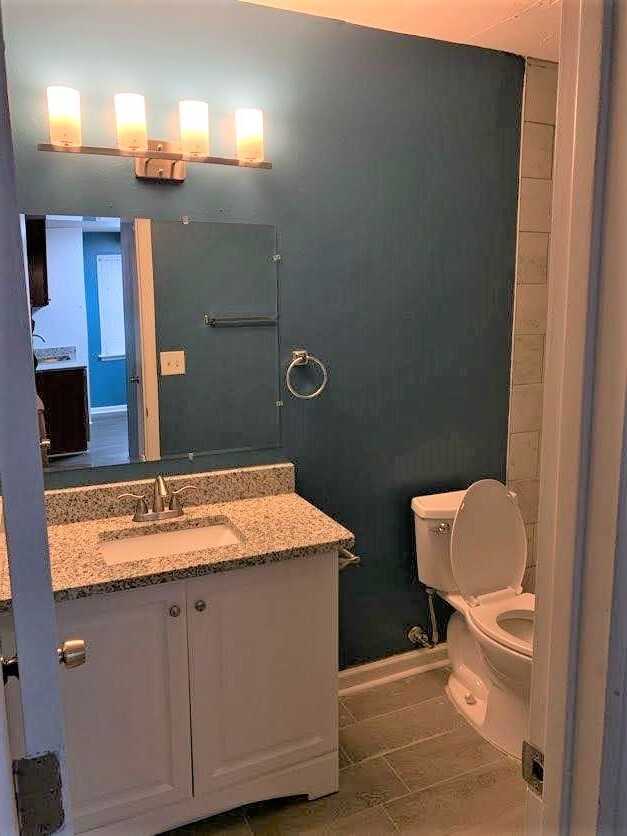 1027 Curran St Nw #1 - Photo 7 of 36