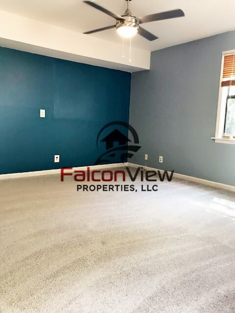 1027 Curran St Nw #1 - Photo 6 of 36