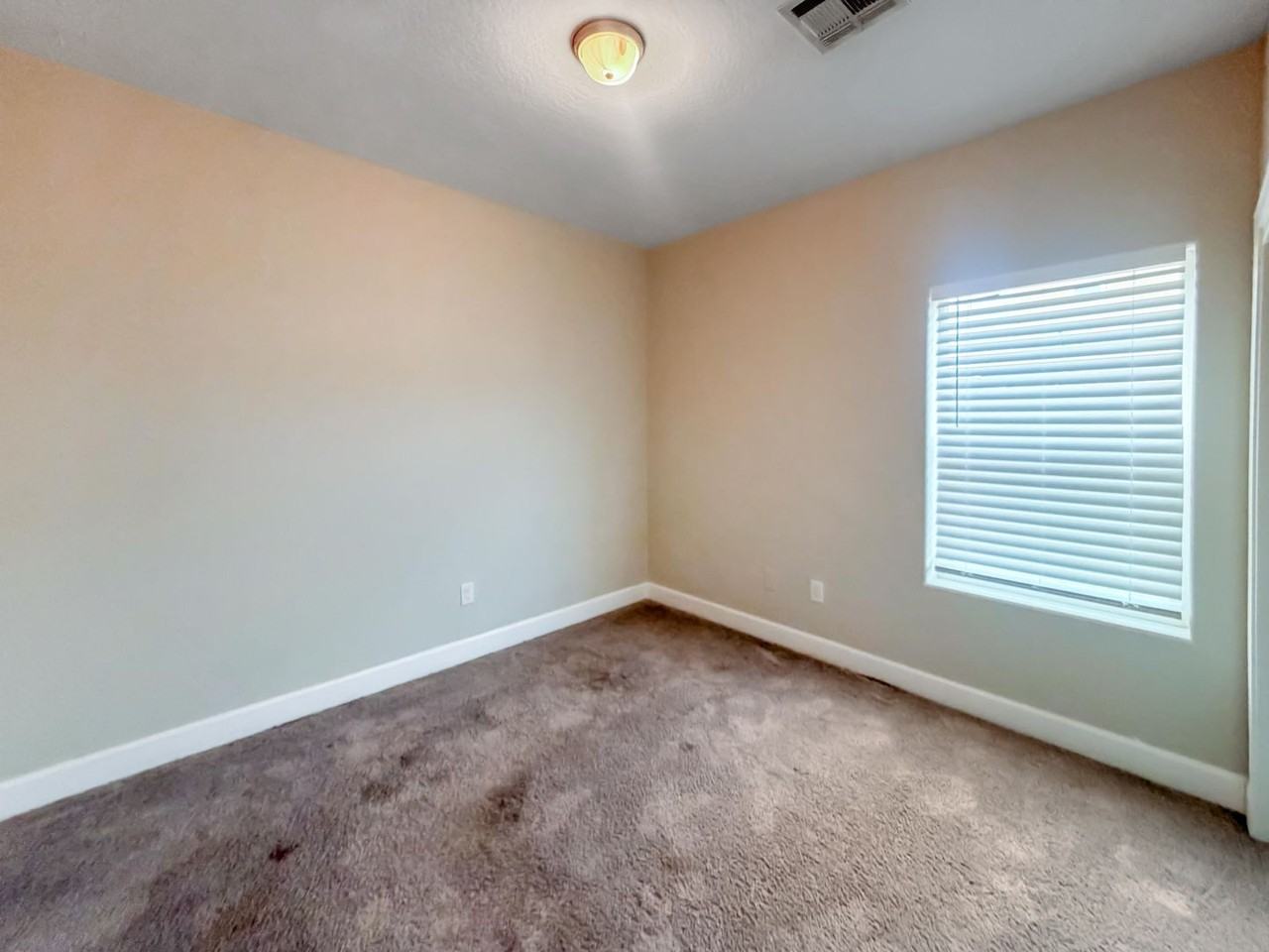 4820 W Steel Driver Rd - Photo 7 of 9