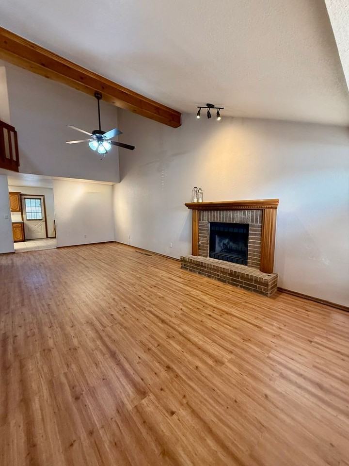 721 Sw 151st St - Photo 4 of 29