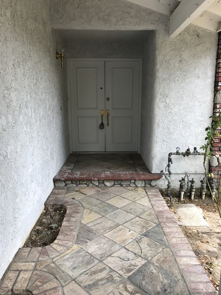 7612 Atron Ave - Photo 2 of 32