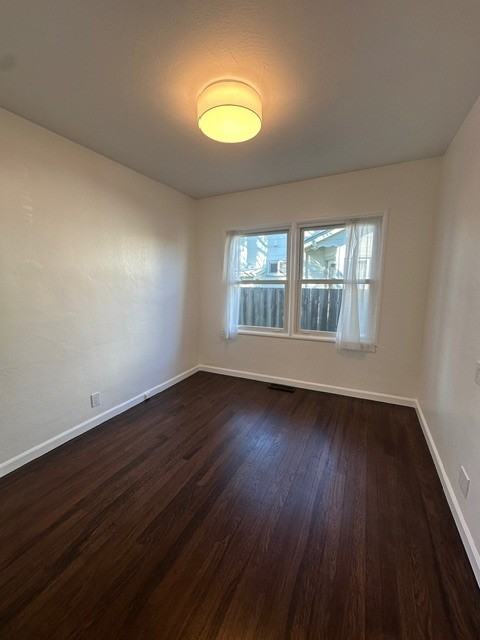 212 Haight Ave - Photo 6 of 24