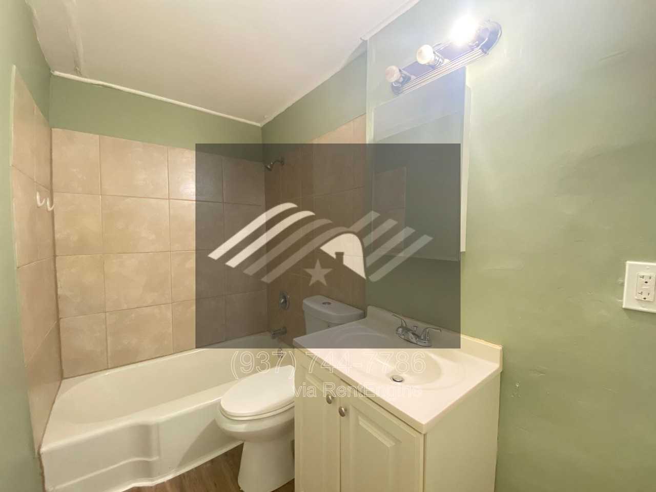 408 N Wayne St #1 - Photo 3 of 6