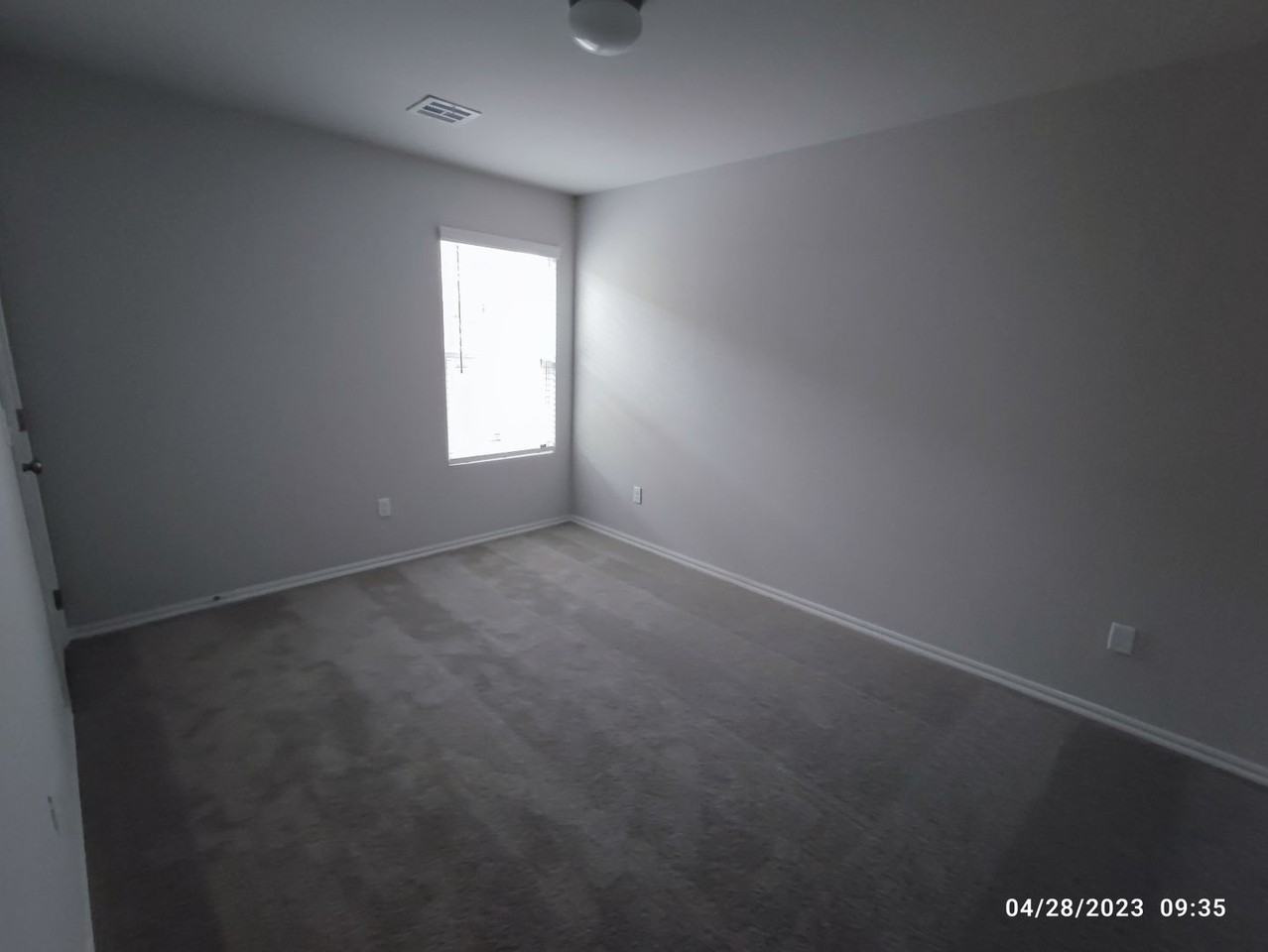 2919 Slider Ct - Photo 6 of 10