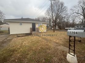 2204 W 30th St - Photo 1 of 1