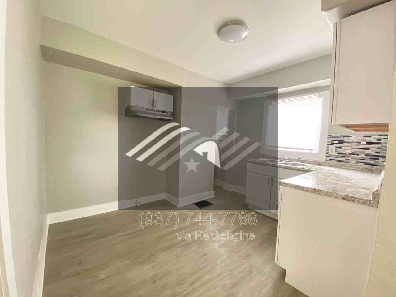 1004 W Fairview Ave - Photo 7 of 31