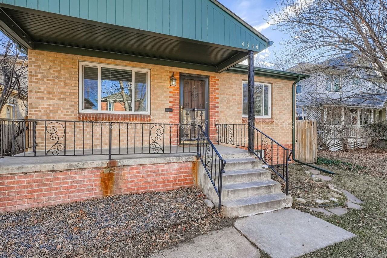 4334 E 18th Ave - Photo 3 of 30