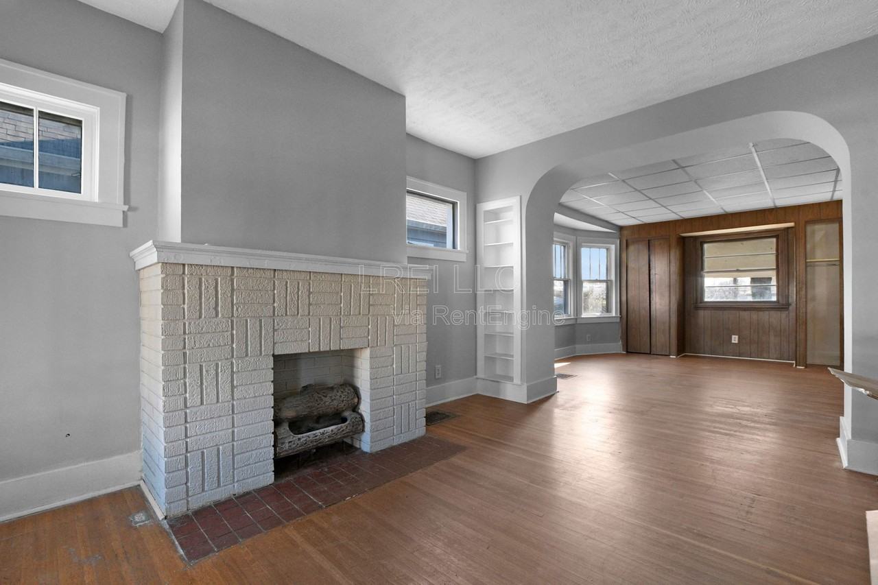 1824 Burwell Ave - Photo 2 of 14