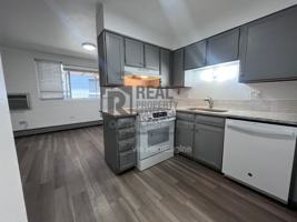 featured image of 713 Garfield Ave #C2