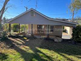 featured image of 10 Fayette St