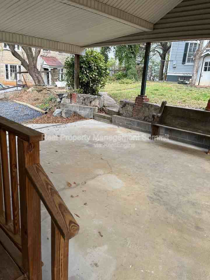 10 Fayette St - Photo 2 of 10