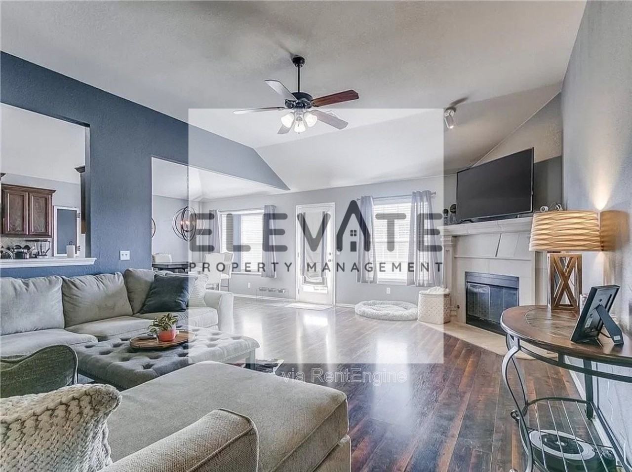 6812 Nw 157th St - Photo 3 of 27