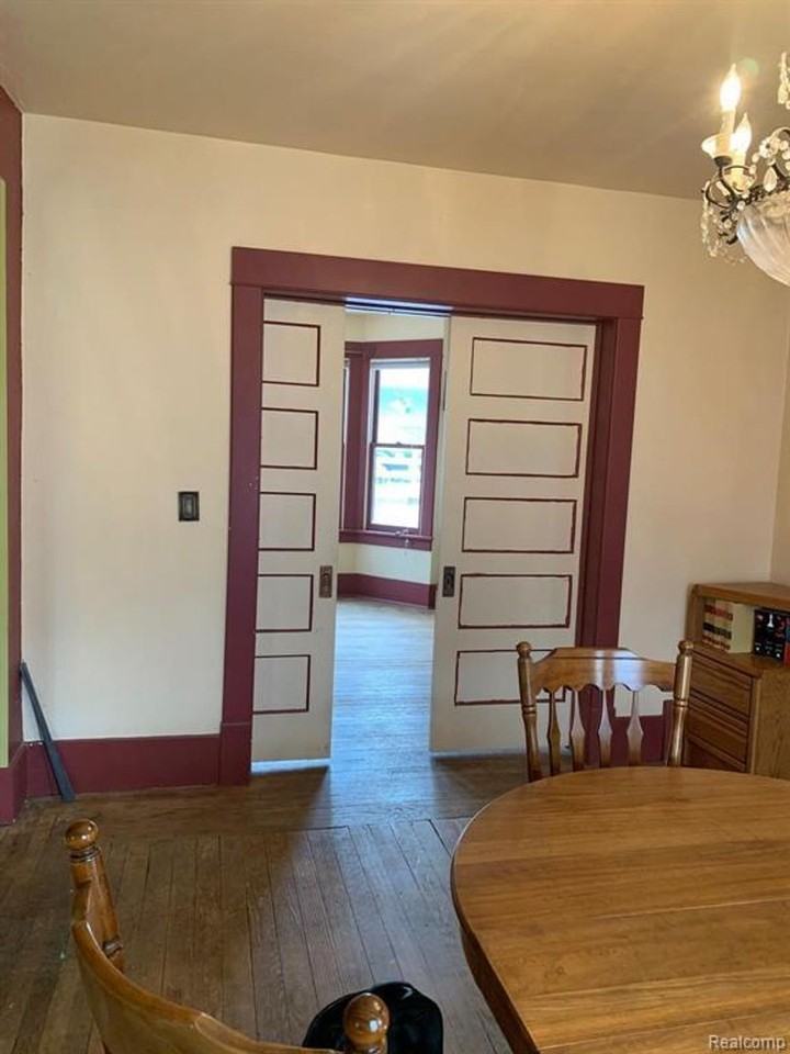 116 W. Mckay St. - Photo 4 of 25