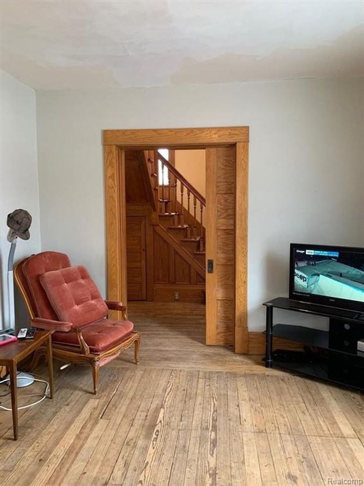 116 W. Mckay St. - Photo 6 of 25