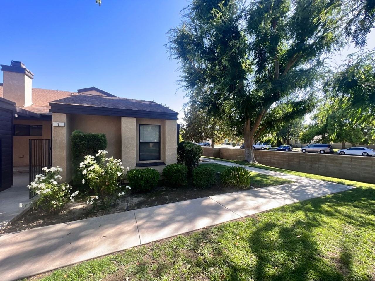 5500 Lennox Ave #7 - Photo 2 of 20