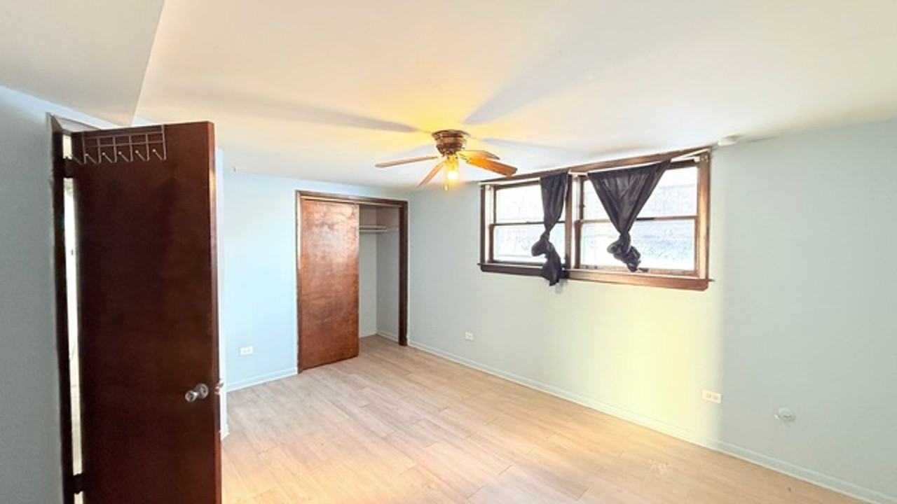 15020 Woodlawn Ave - Photo 4 of 18