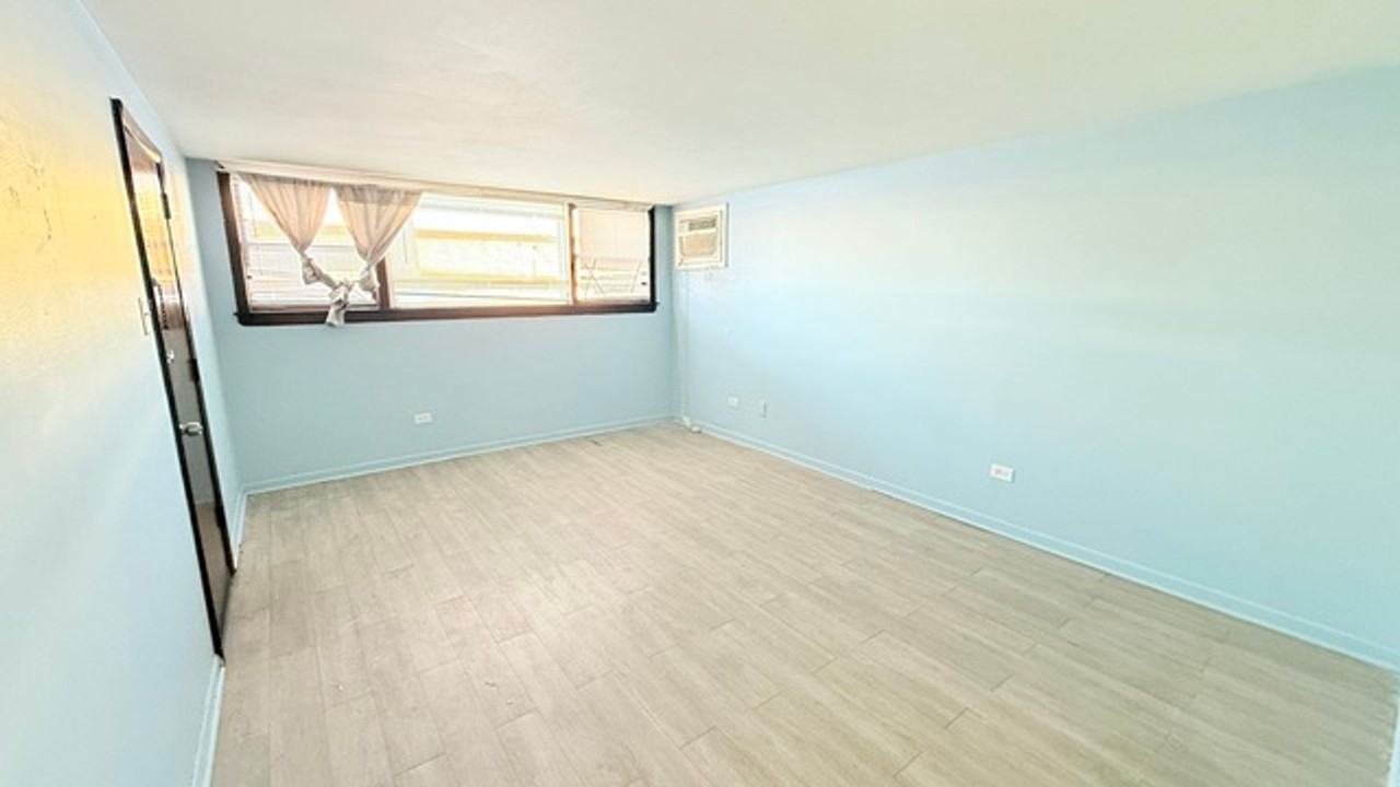 15020 Woodlawn Ave - Photo 7 of 18