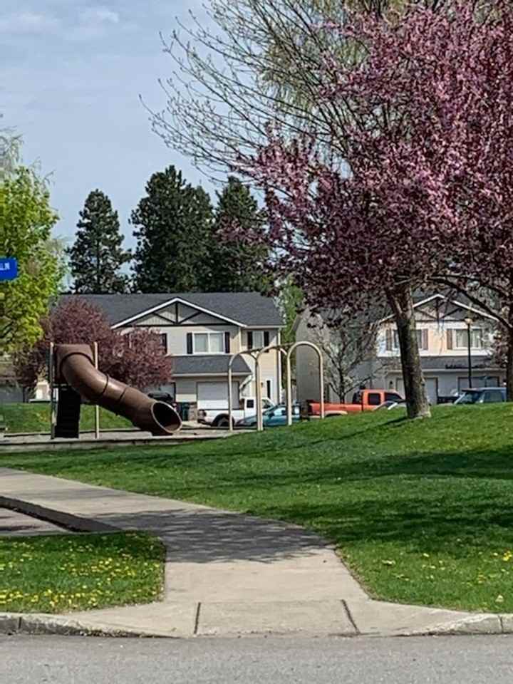 4831 N Jasmine Ln - Photo 2 of 2