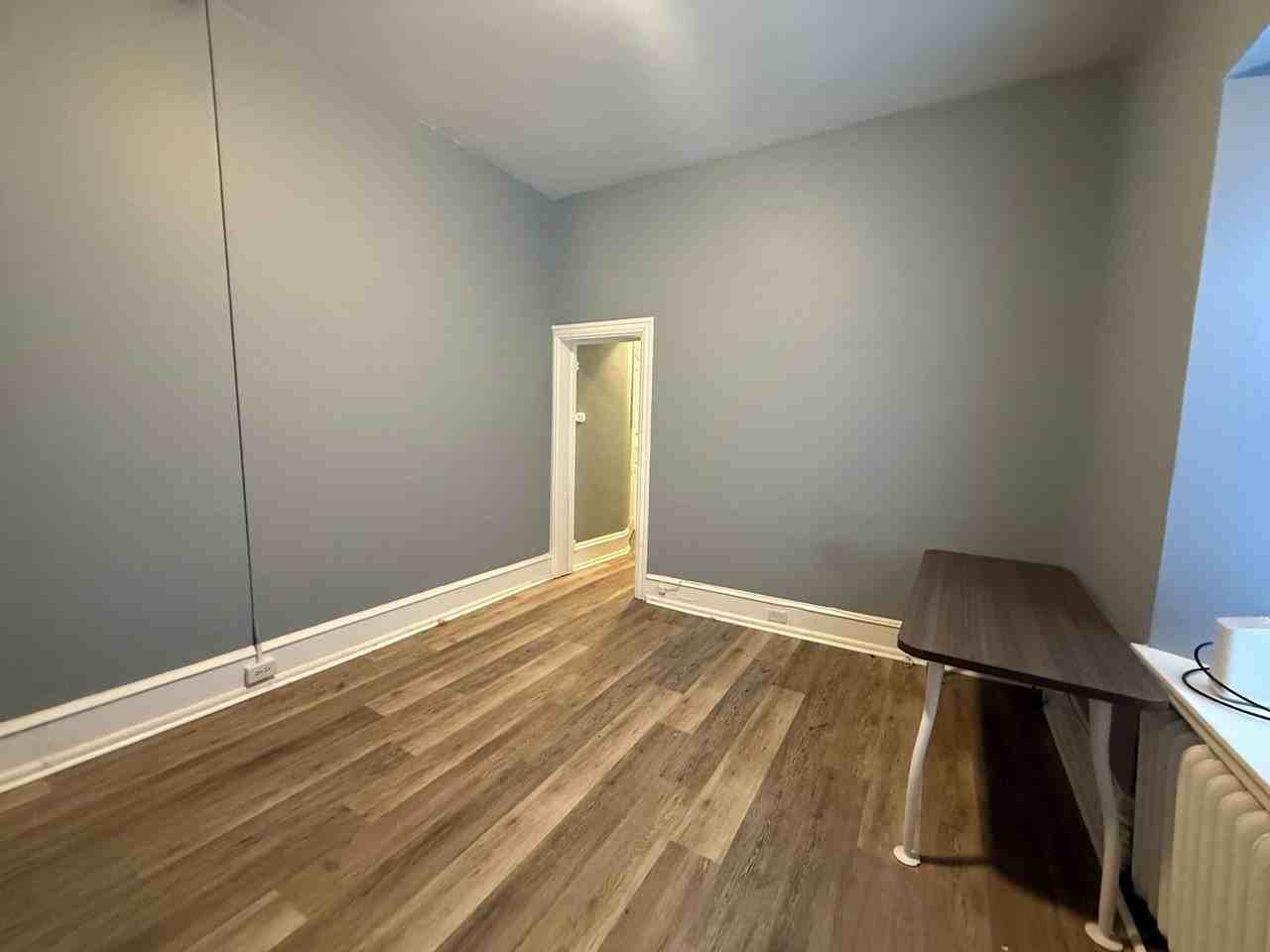 446 N Duke St #1F - Photo 6 of 13