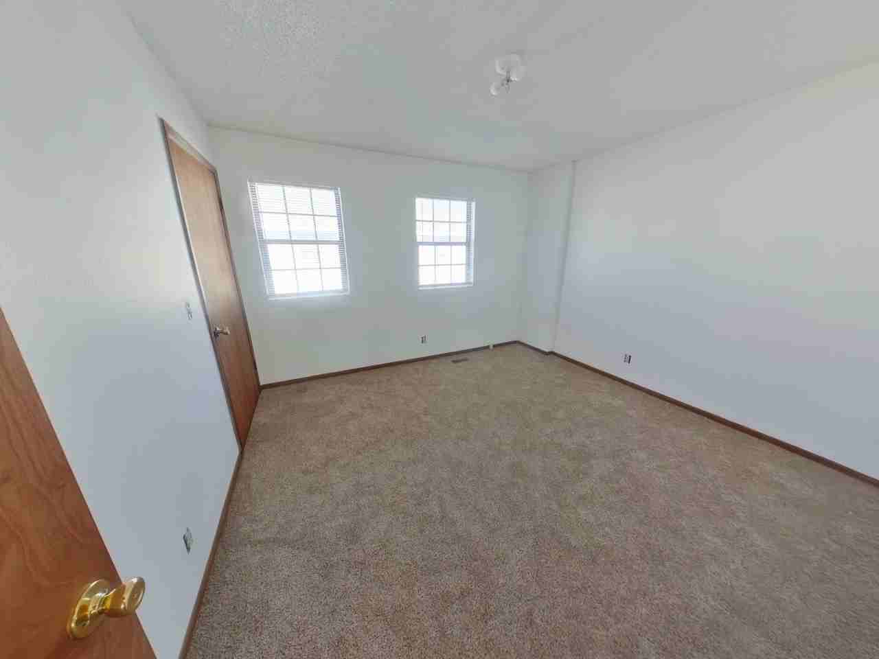 3227 S Illinois Ave #2 - Photo 7 of 7