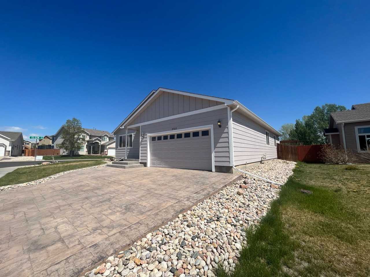 3702 Elgin Pl - Photo 2 of 19