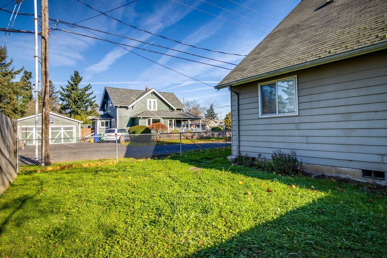 7130 Se Ogden St - Photo 6 of 25