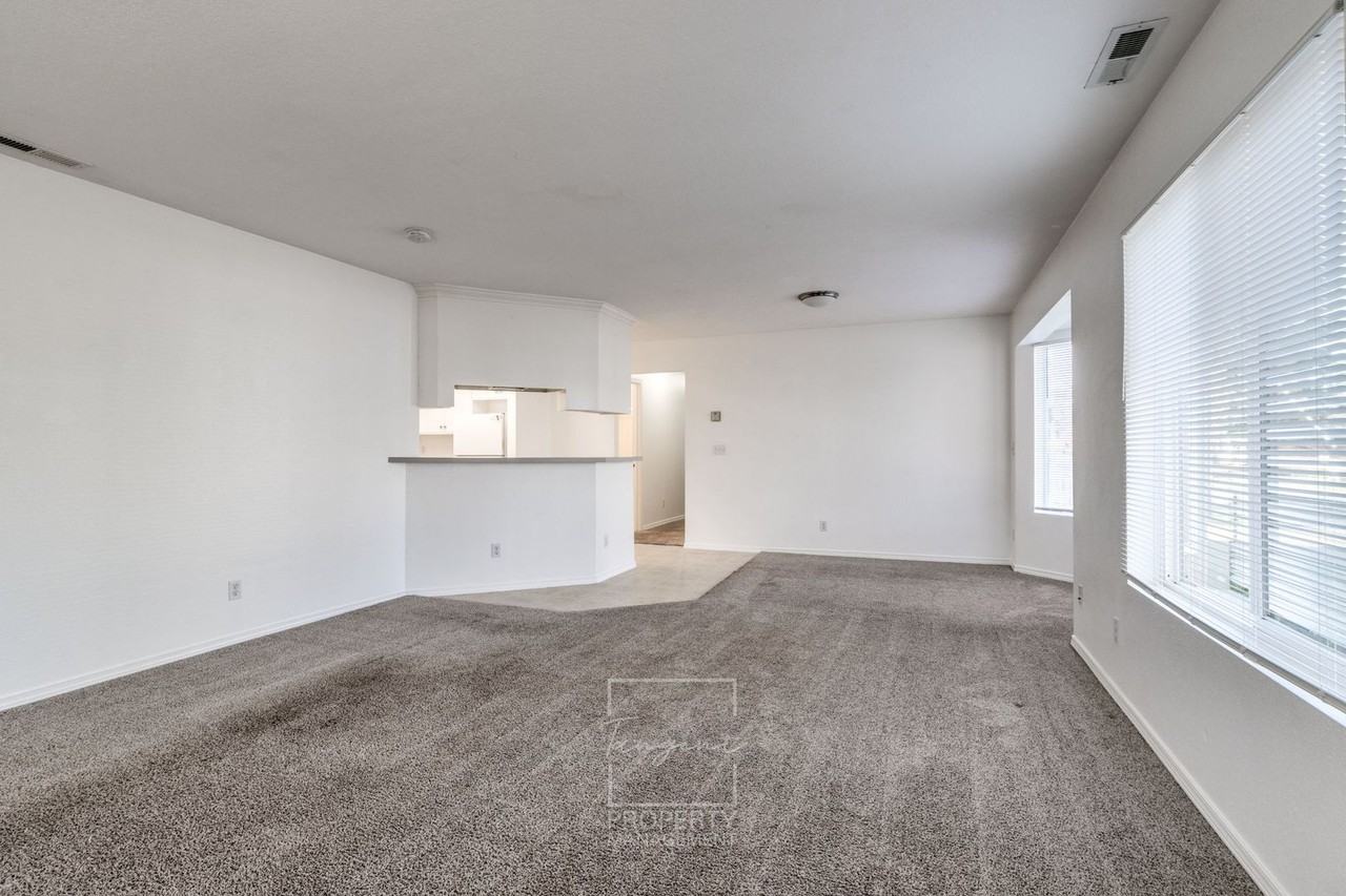 7130 Se Ogden St - Photo 7 of 25