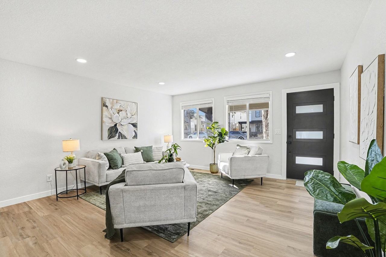 3852 Zenobia St - Photo 4 of 38