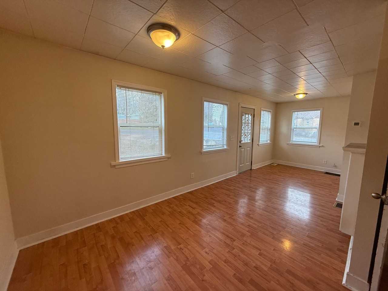 1013 4th St - Photo 5 of 14