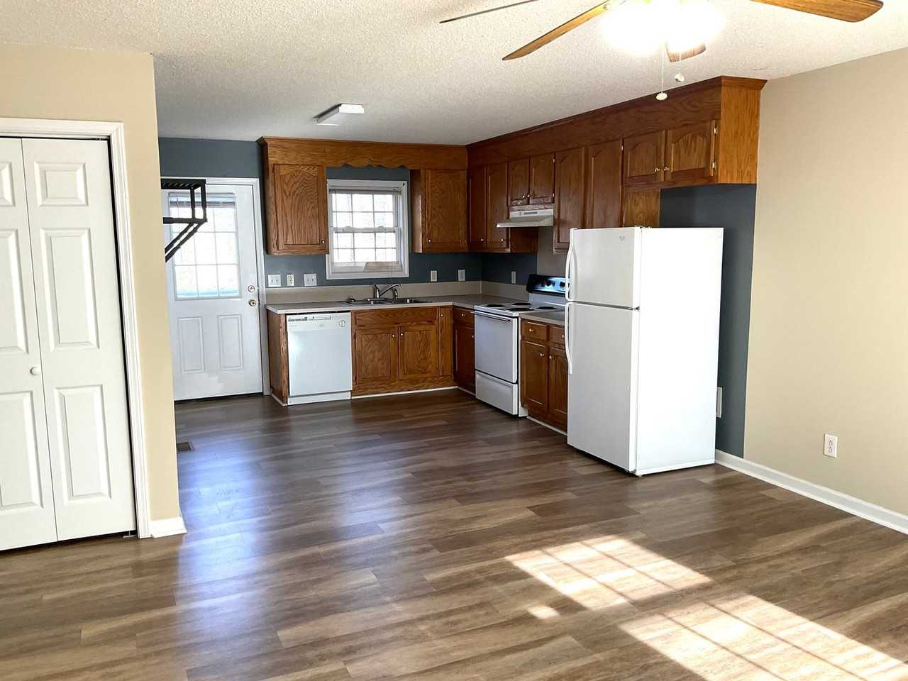 3881 King Wilkinson Rd - Photo 3 of 19