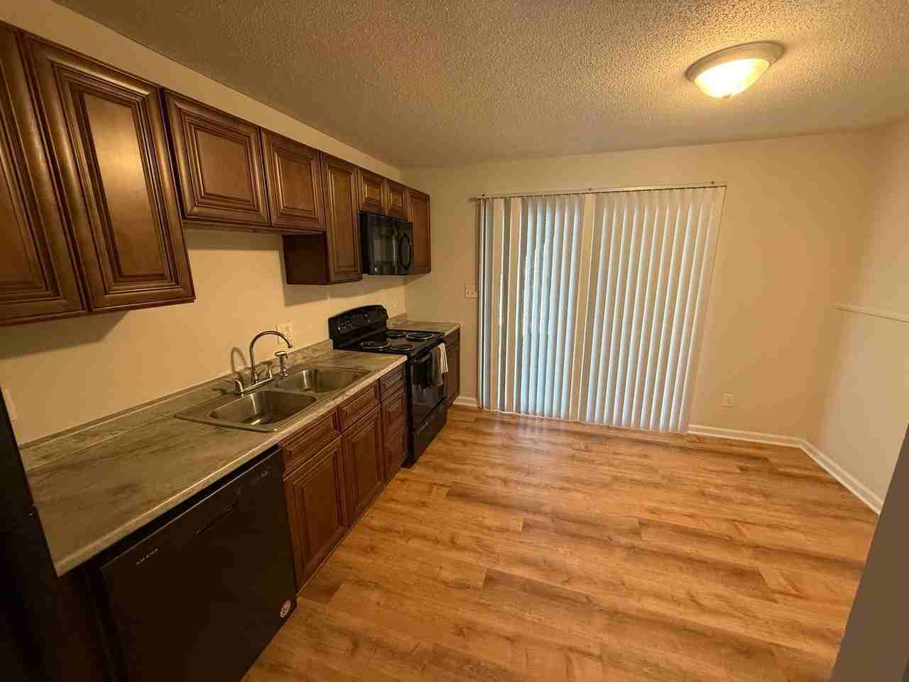 801 N Ann St #2 - Photo 6 of 15