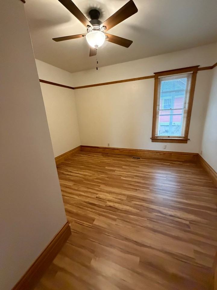 800 South 9th - Photo 7 of 31