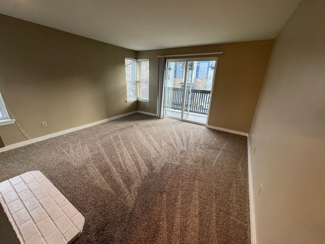 6700 Ne 182nd St #A208 - Photo 7 of 20