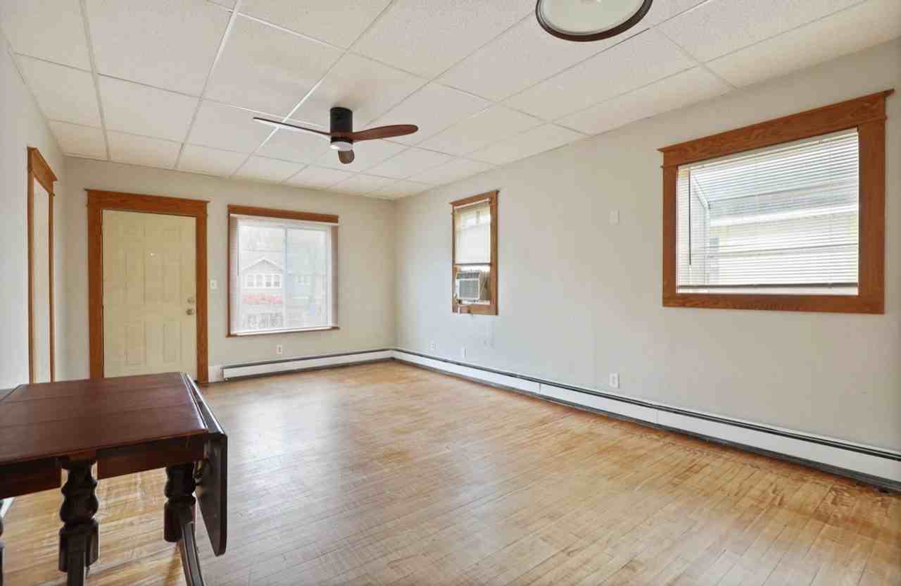 1707 Congress Ave - Photo 3 of 12