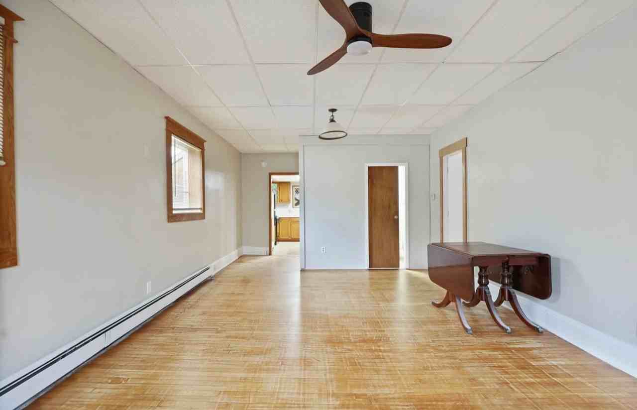 1707 Congress Ave - Photo 4 of 12