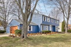 530 Holbrook Ln - Photo 1 of 1