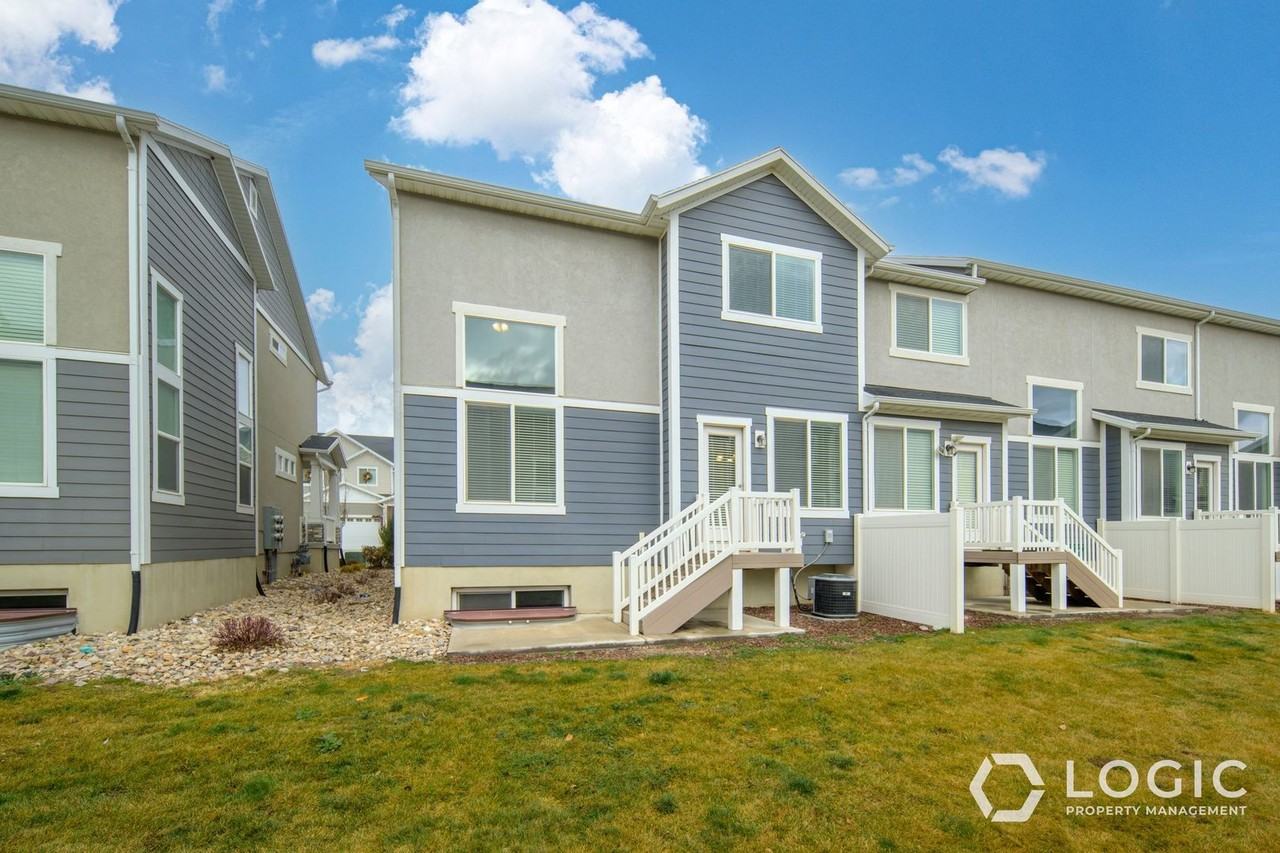 3807 W 2380 N - Photo 2 of 27