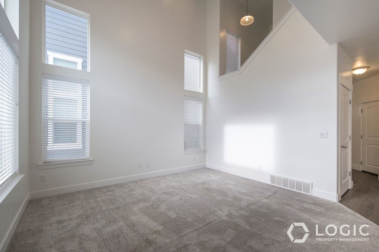 3807 W 2380 N - Photo 6 of 27