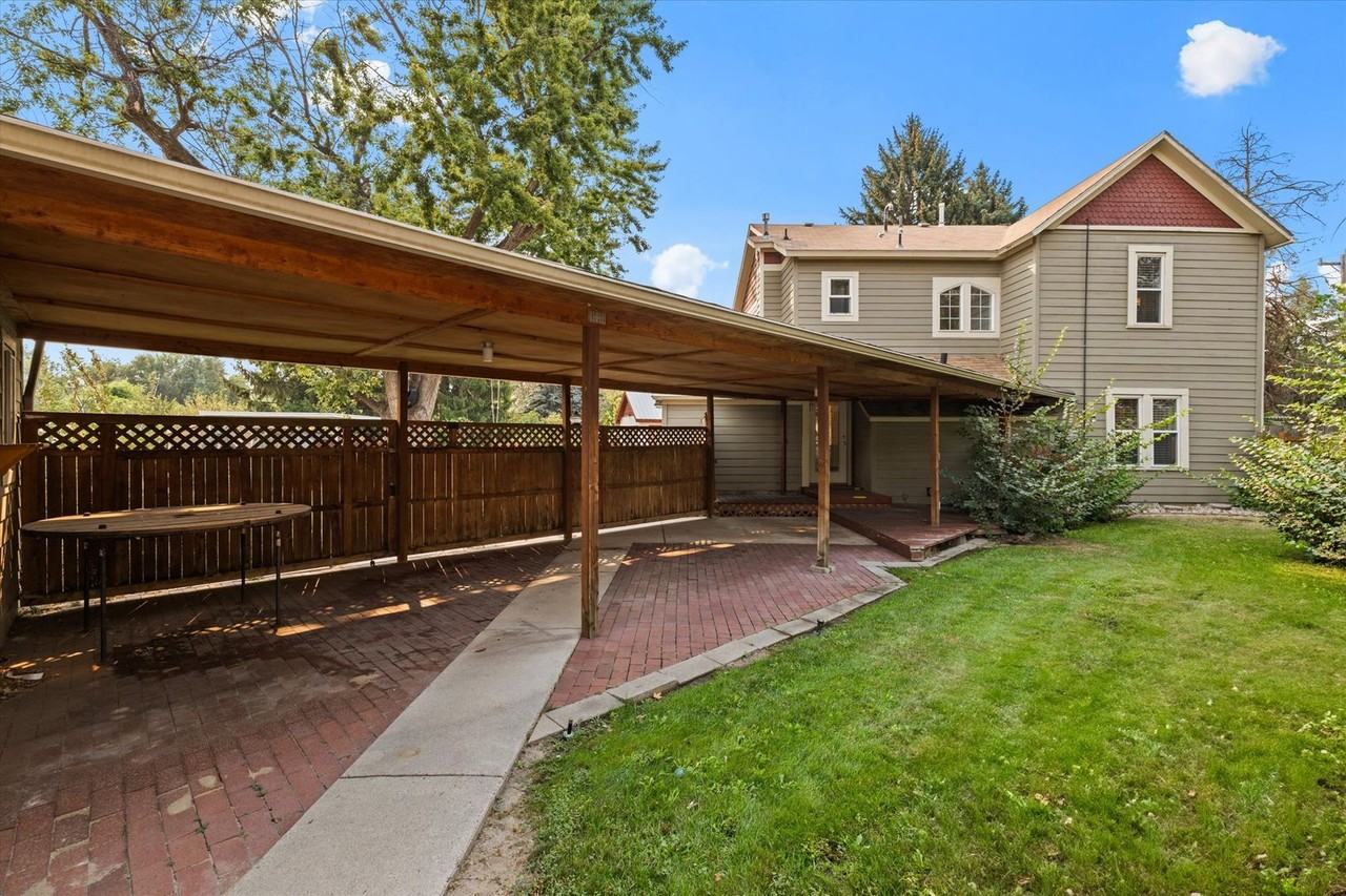 1216 W Boise Ave - Photo 3 of 31