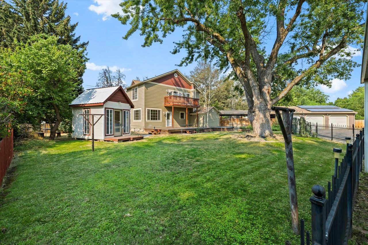 1216 W Boise Ave - Photo 6 of 31