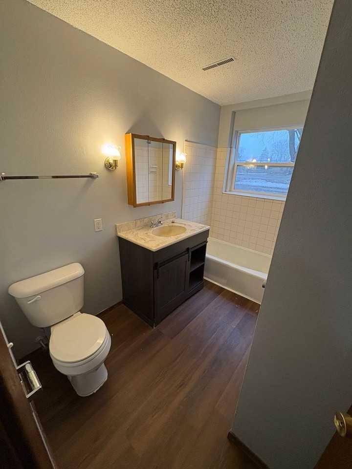 200 Baltimore St - Photo 4 of 9