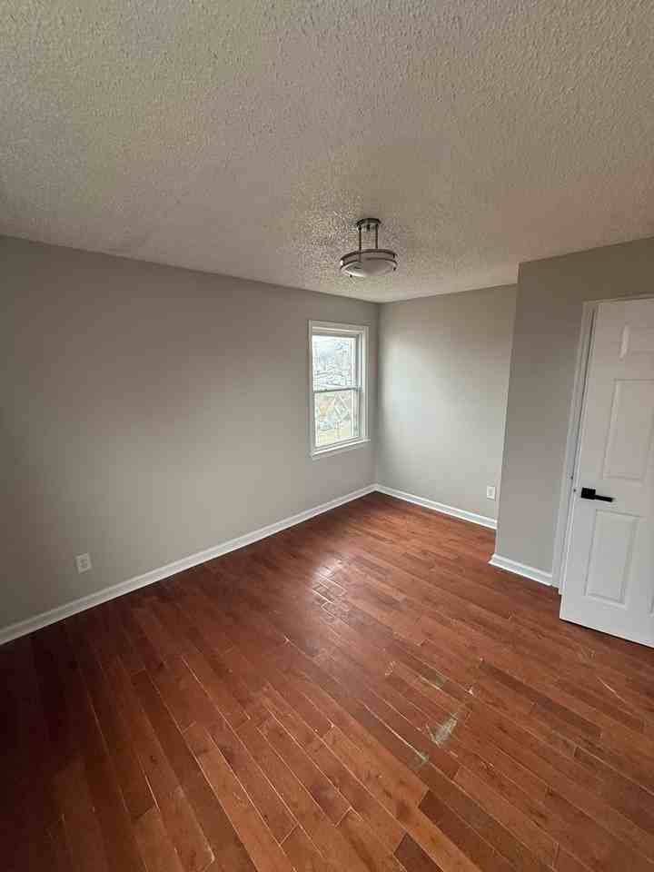 4950 Just St Ne - Photo 2 of 17