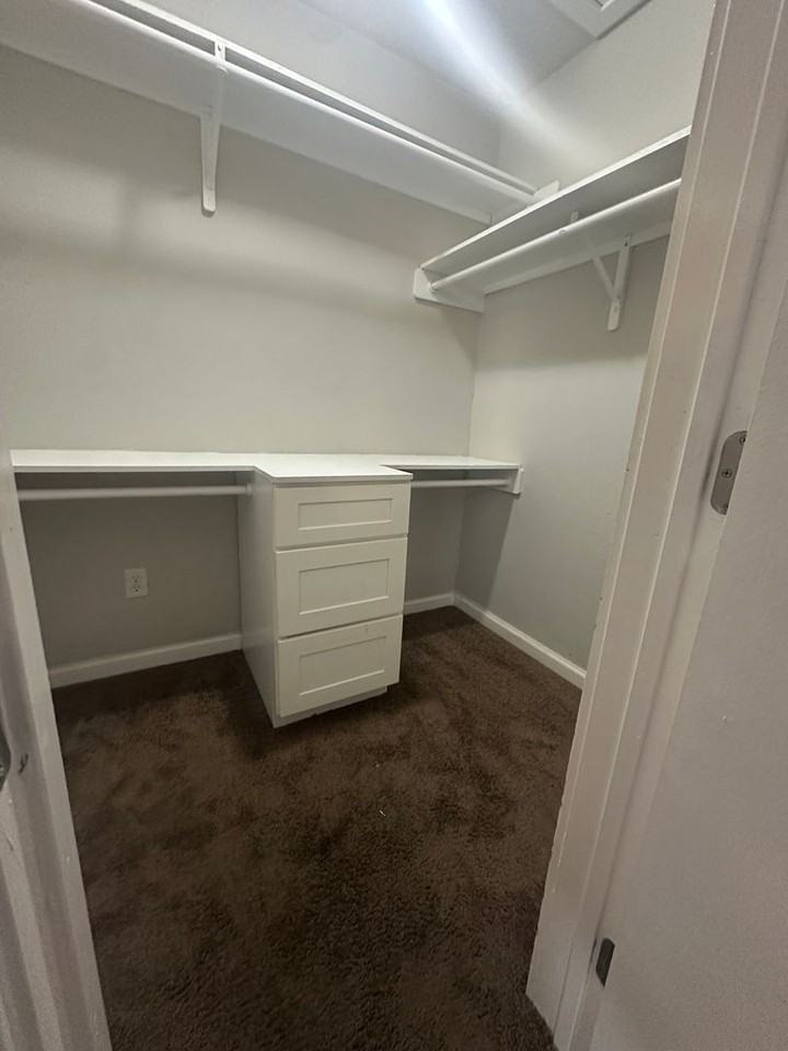 901 Parmer Ave #4 - Photo 5 of 24