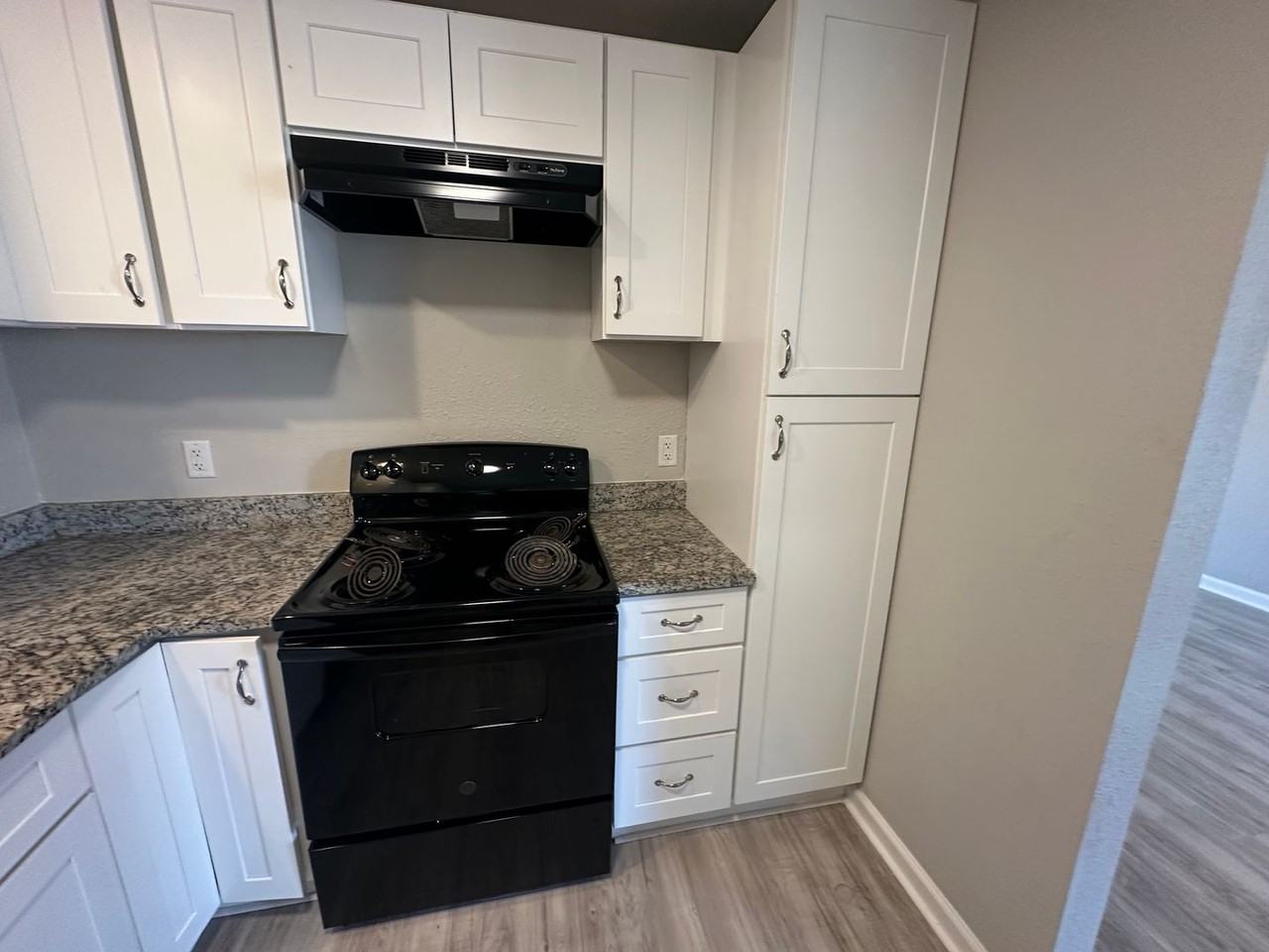 901 Parmer Ave #5 - Photo 5 of 10