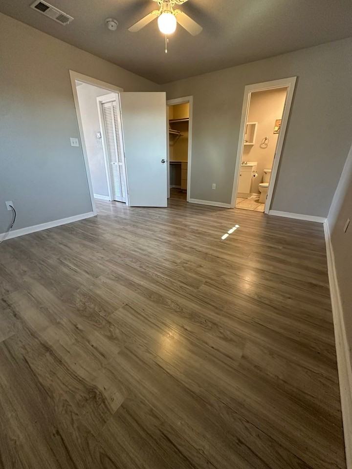 901 Parmer Ave #5 - Photo 7 of 10