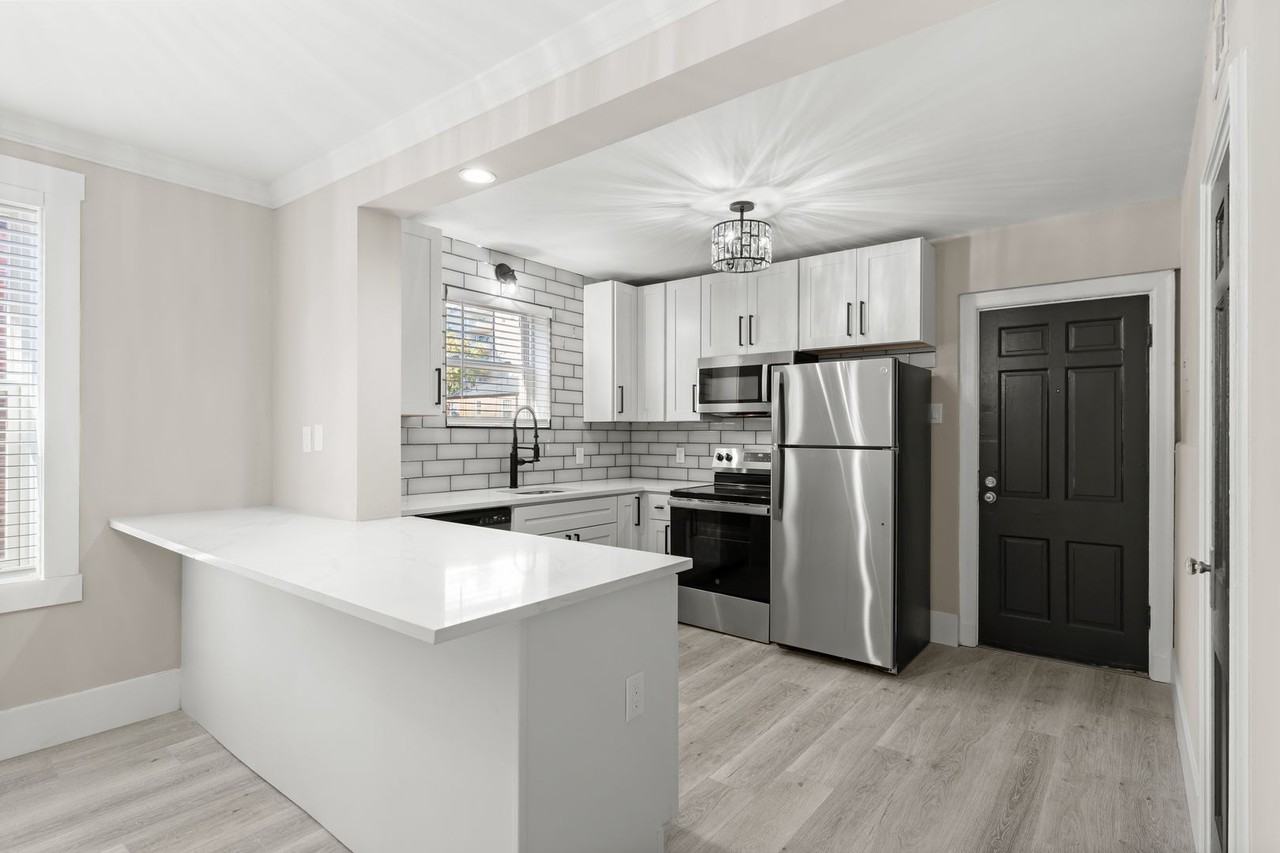 Westwood Drive - Photo 7 of 39