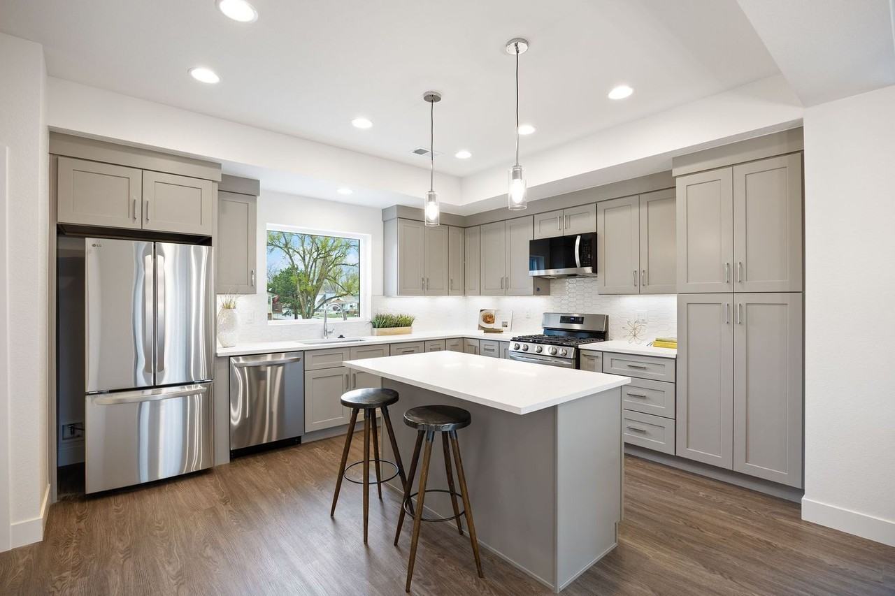 5187 Carr St - Photo 3 of 20