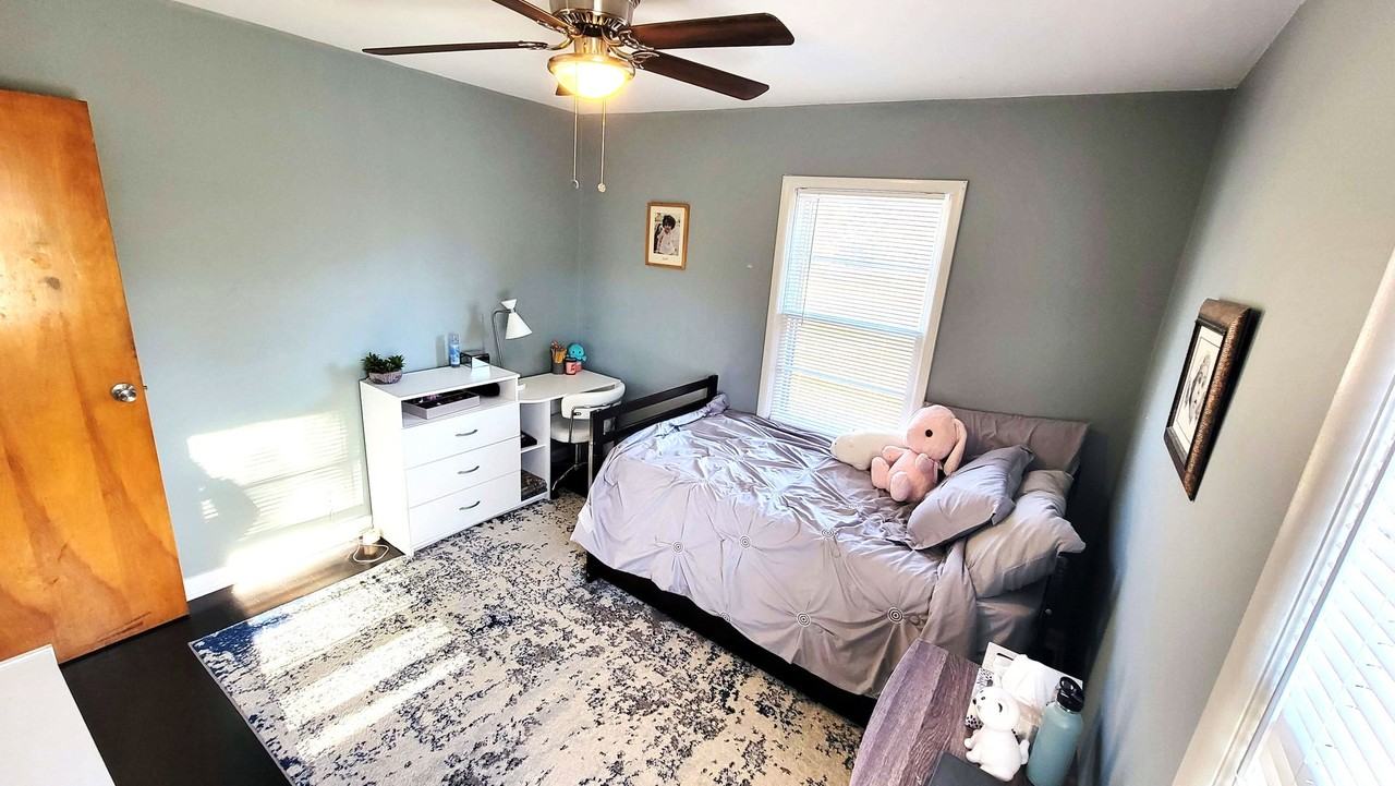 1300 Whirlaway Dr - Photo 4 of 20